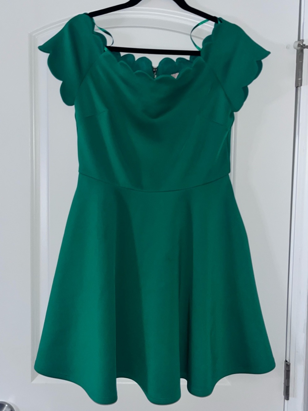 Ted Baker Emerald Green Scallop Off Shoulder Fit & Flare Dress Size 3